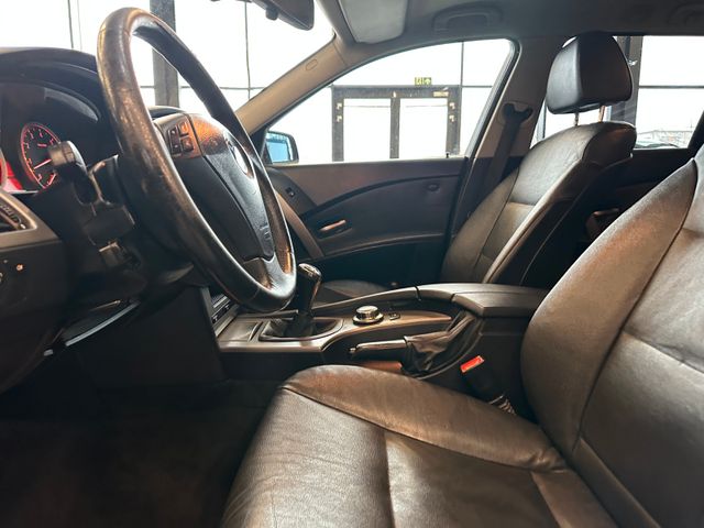 BMW 530 i Touring *Klima*Navi*Xenon*AHK*Freisprech*
