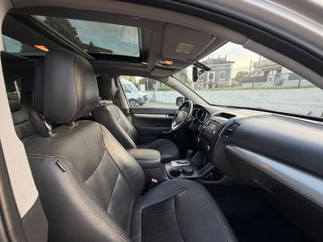 KIA Sorento - 11
