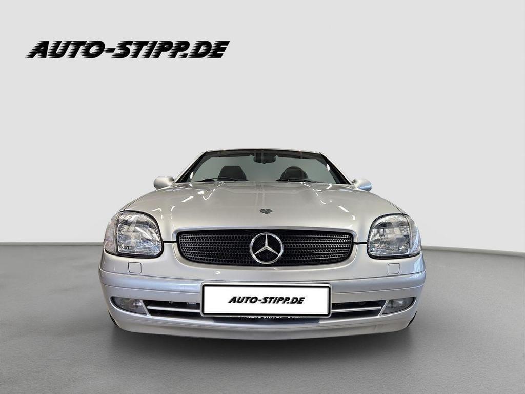 Mercedes-Benz SLK 230