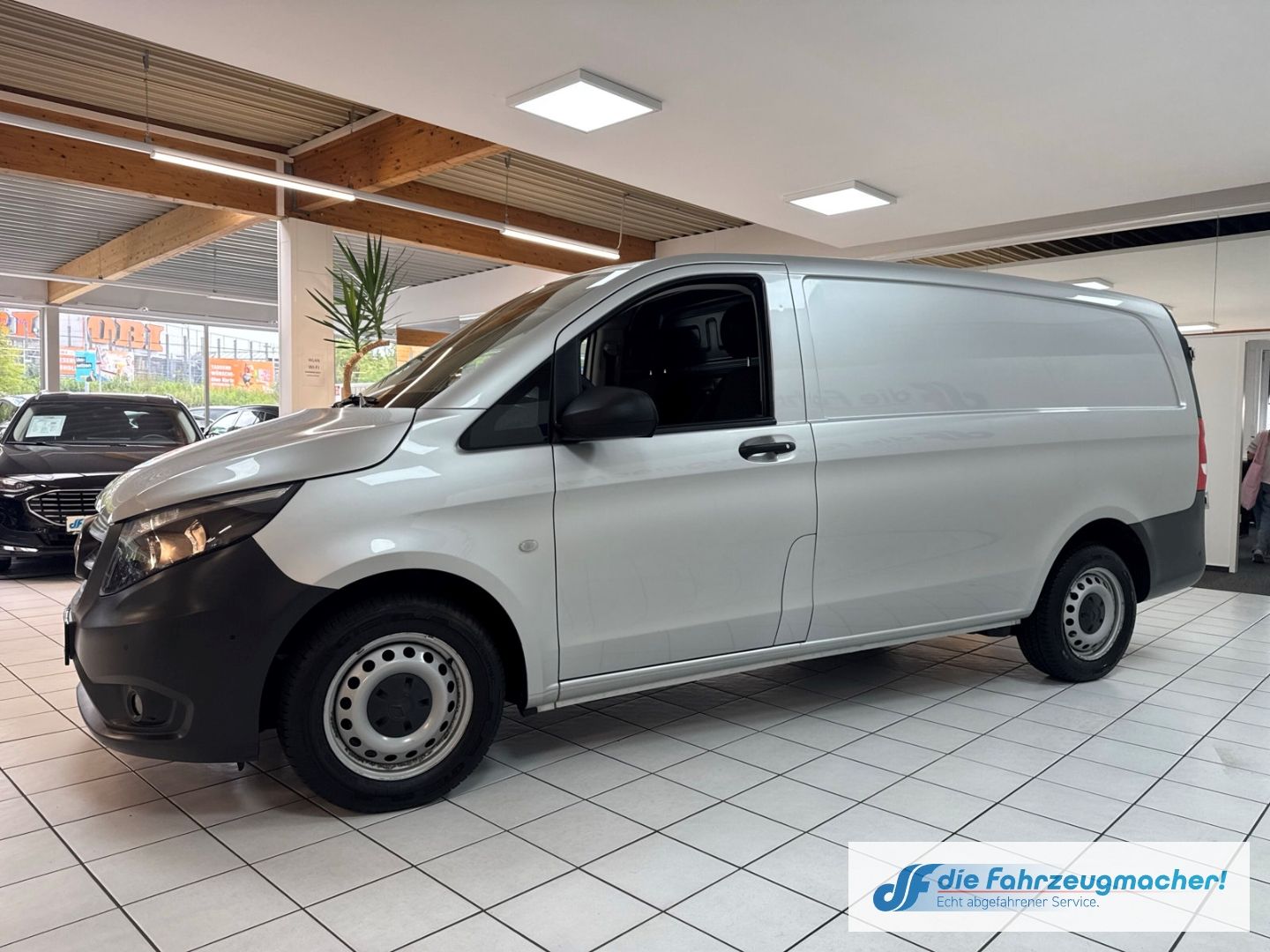 Fahrzeugabbildung Mercedes-Benz Vito Kasten 114 CDi Automatik lang Navi Kamera S