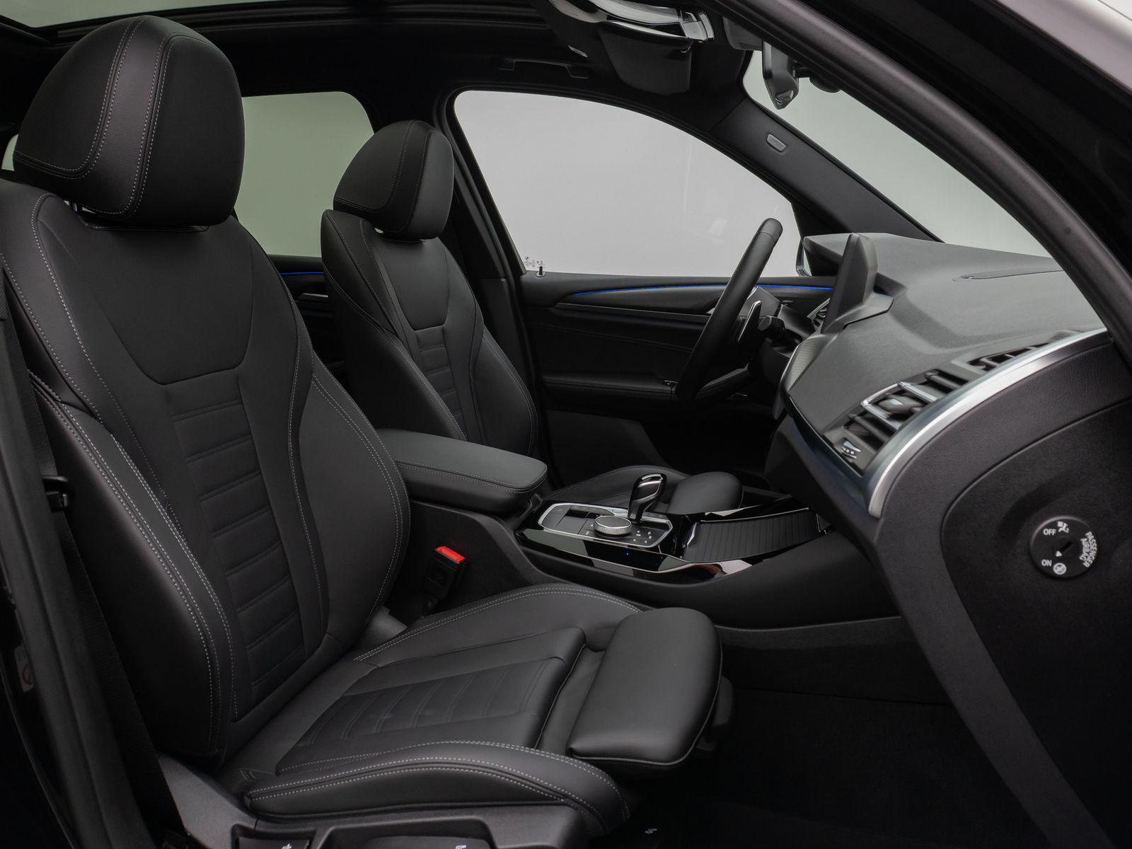 Fahrzeugabbildung BMW X3 xD20i M Sport 360° Laser DAB DispKey Panorama