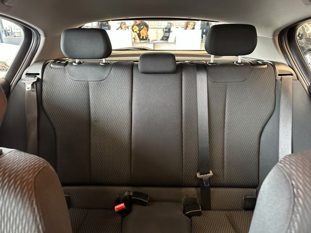 BMW 114 1 Limousine 5-trg. 114 i*AHK*TÜV 1127*