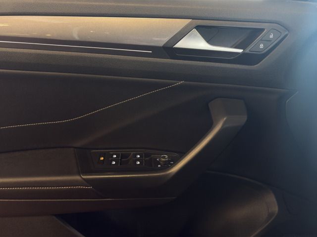 Volkswagen T-Roc - Bild 14