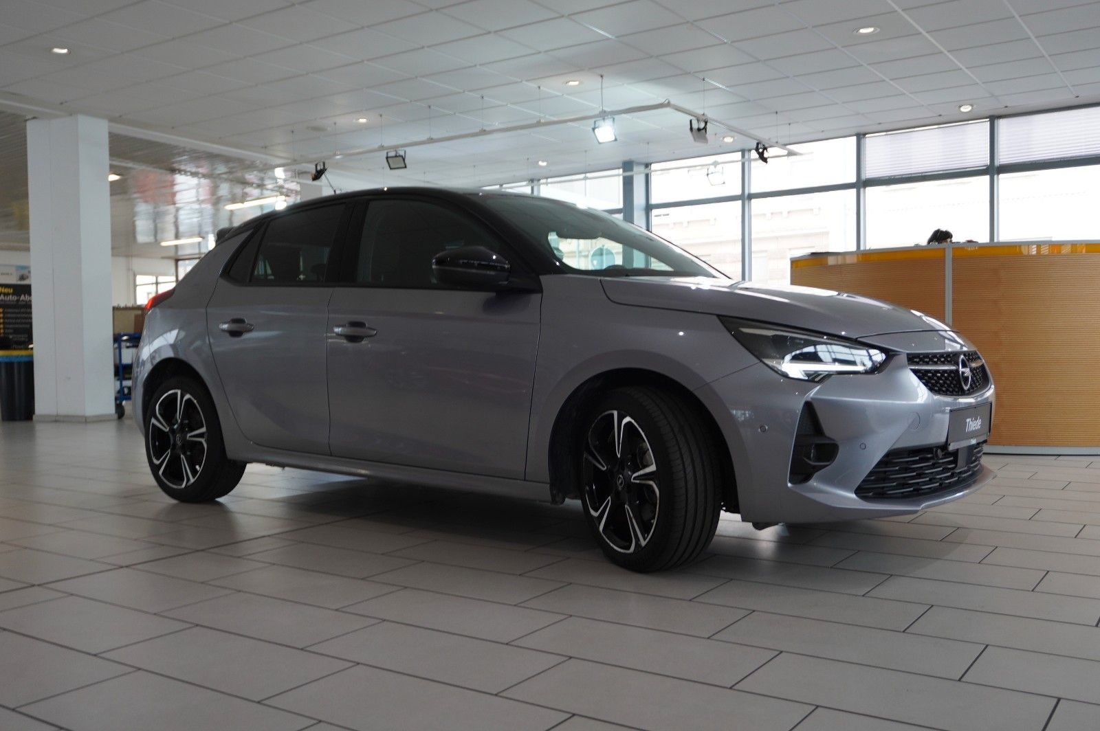 Fahrzeugabbildung Opel Corsa F 1.2T GS SPORT NAVI/LED/KAMERA/SPORT/DAB+
