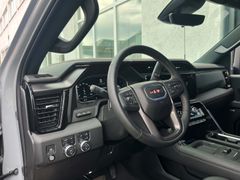 GMC Sierra 2500 Crew Cab 6.6l V8 Duramax TurboDiesel