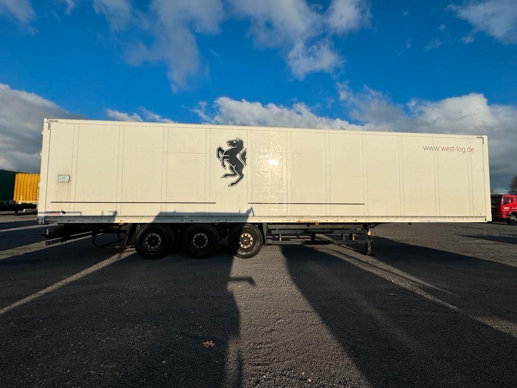 Fahrzeugabbildung Schmitz Cargobull Ferro Plast Koffer Isoliert Auflieger