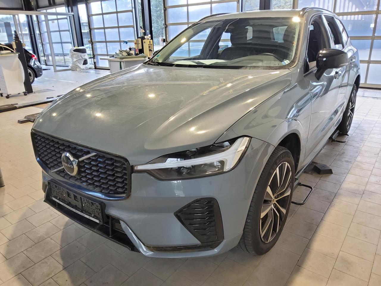 Volvo XC60 B4 PLUS DARK FAP+LM20+MET+WINERPAK+MEMORY+