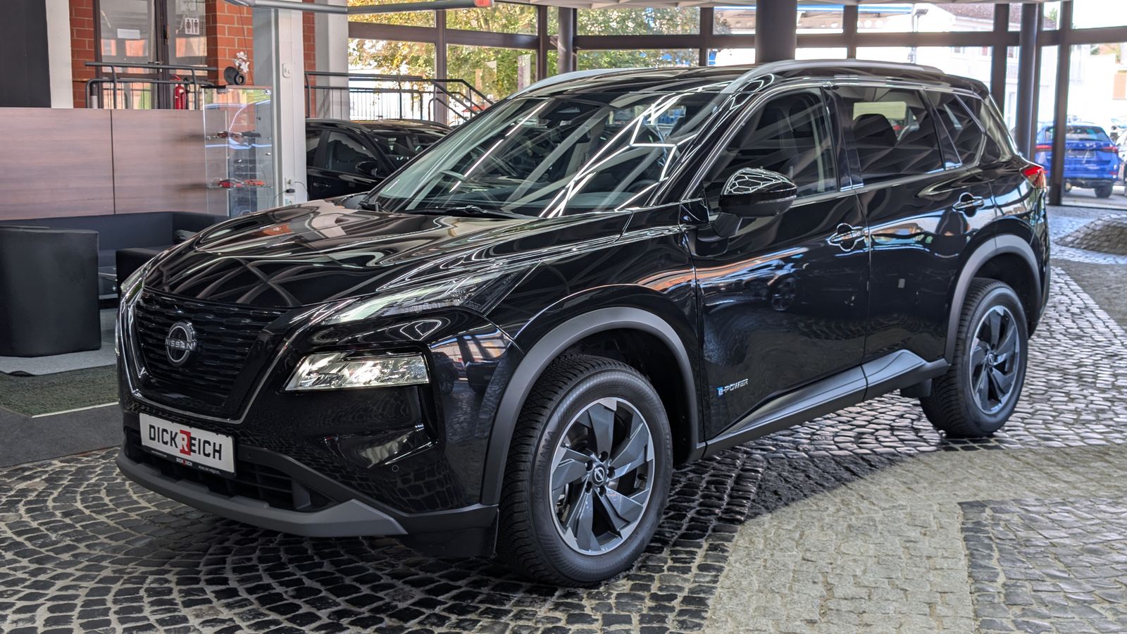 Fahrzeugabbildung Nissan X-Trail 1.5 e-Power N-Connecta ACC 360 NAVI 12"