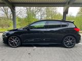 Ford Focus 2.3 ST 2021 Automatik  - Ford Focus Gebrauchtwagen in Wiesbaden