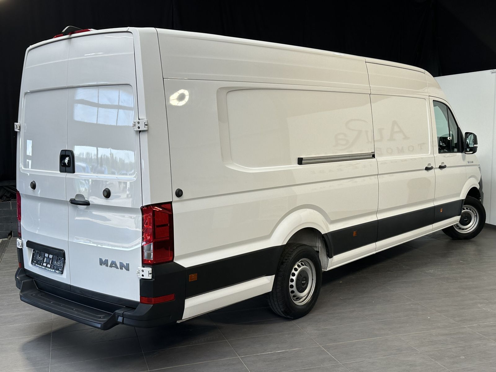 Fahrzeugabbildung MAN TGE 3.140 4X2F Kasten FWD KAMERA+DAB+CARPLAY+1HD