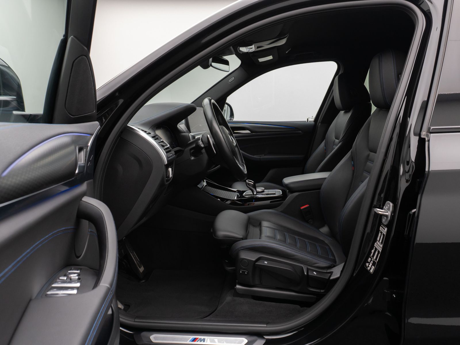 Fahrzeugabbildung BMW X3 xD30d M Sport Kamera Laser DAB HiFi AHK 20"