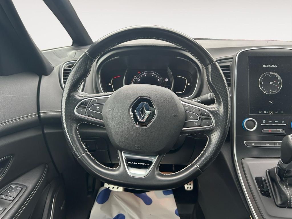 Fahrzeugabbildung Renault Grand Scenic TCe 160 GPF EDC BLACK EDITION