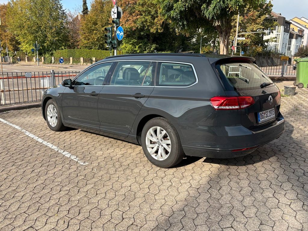 Image of Volkswagen Passat Variant
