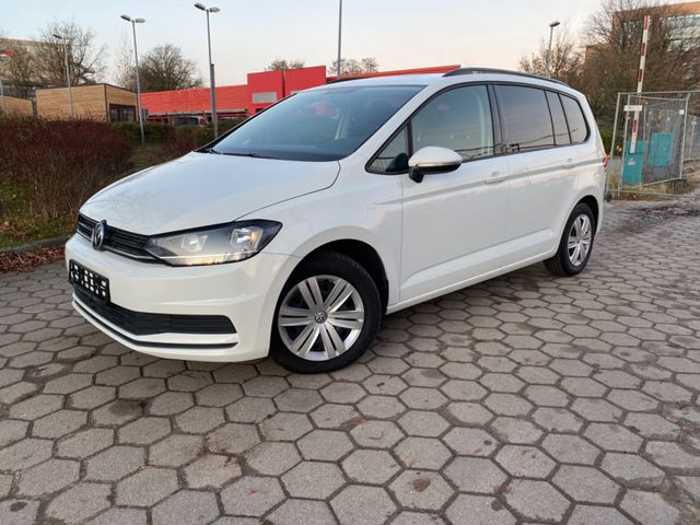 Volkswagen Touran BMT*Start-Stopp*NAVI*Klima*1.Hand