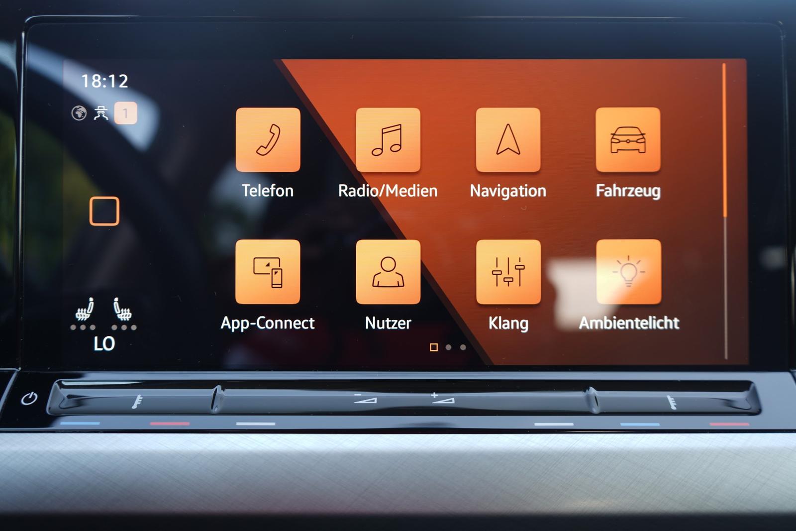 Volkswagen Golf VIII 1.5 16V TSI Life LED App-Connect ACC, миниатюра 14