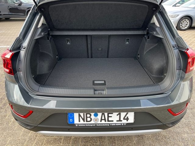 Fahrzeugabbildung Volkswagen T-ROC 1.5 TSI DSG GOAL AHK APP-CONNECT LED