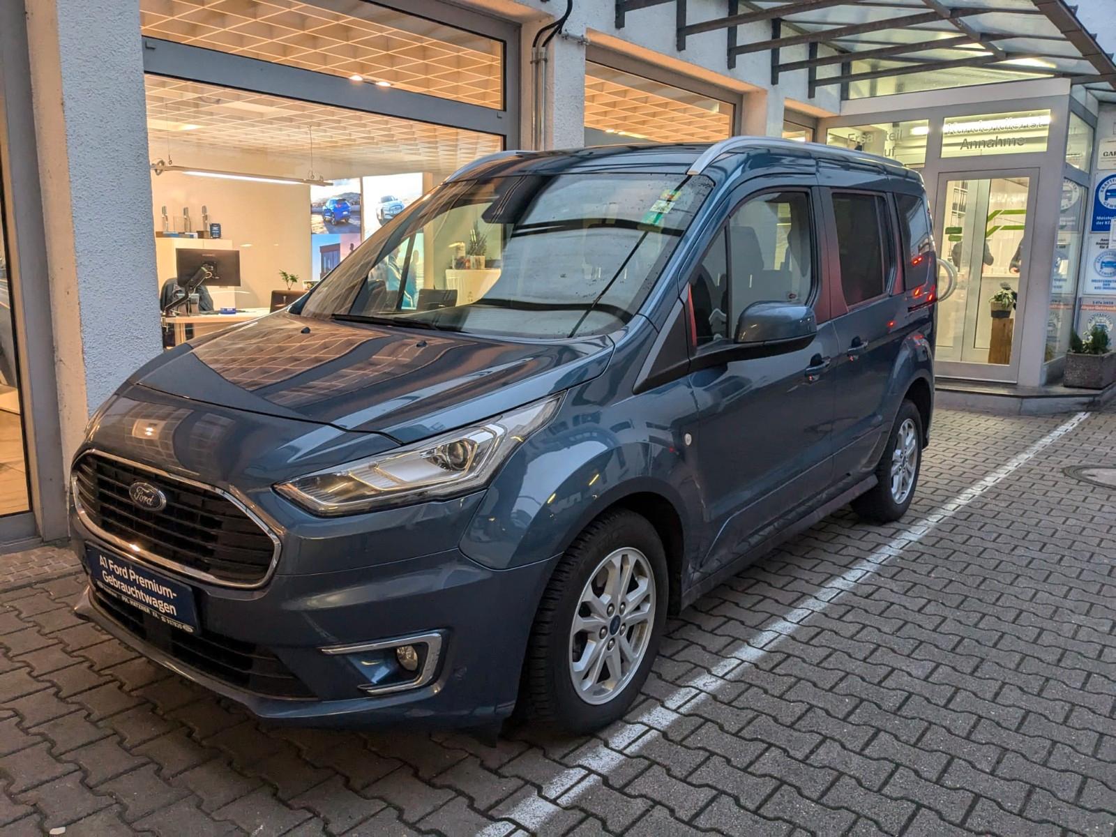 Ford Tourneo Connect TITANIUM