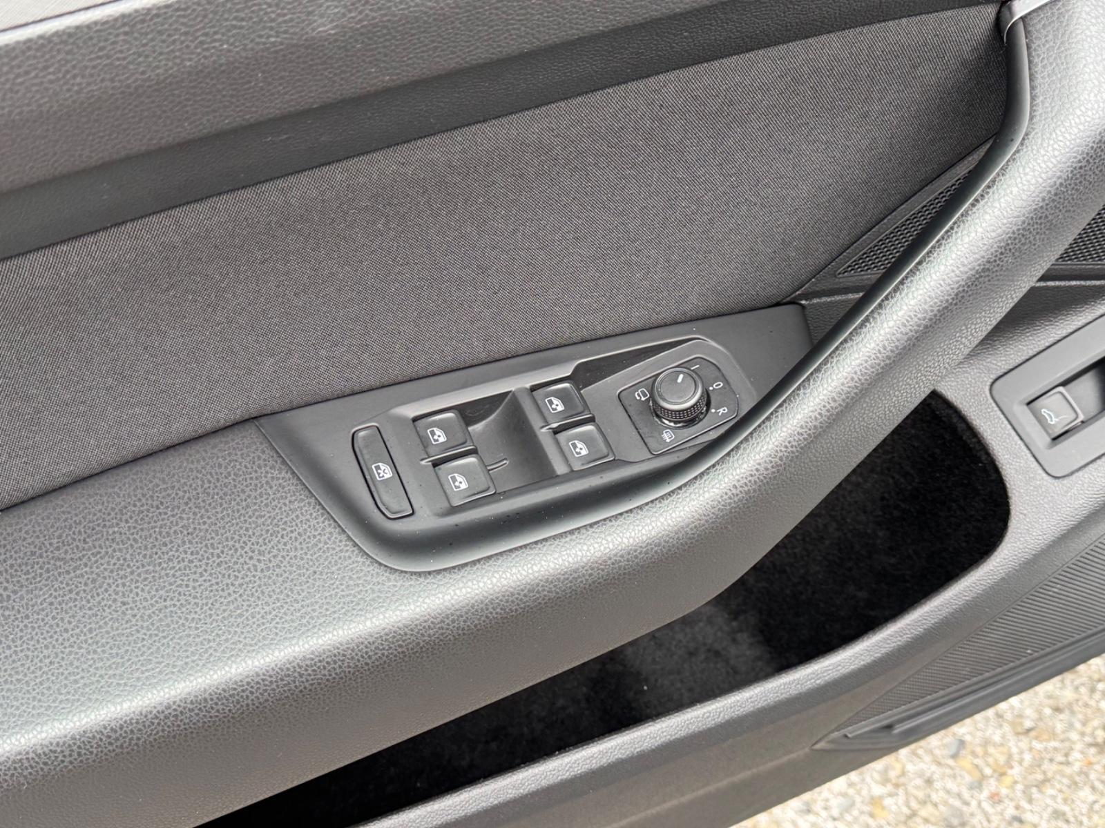 Volkswagen Passat Business AHK/Matrix/Digital/HUD, миниатюра 11