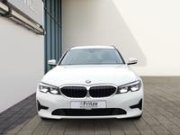 BMW 318 d Touring Aut. Advantage LED+Navi+SHZ+PDC