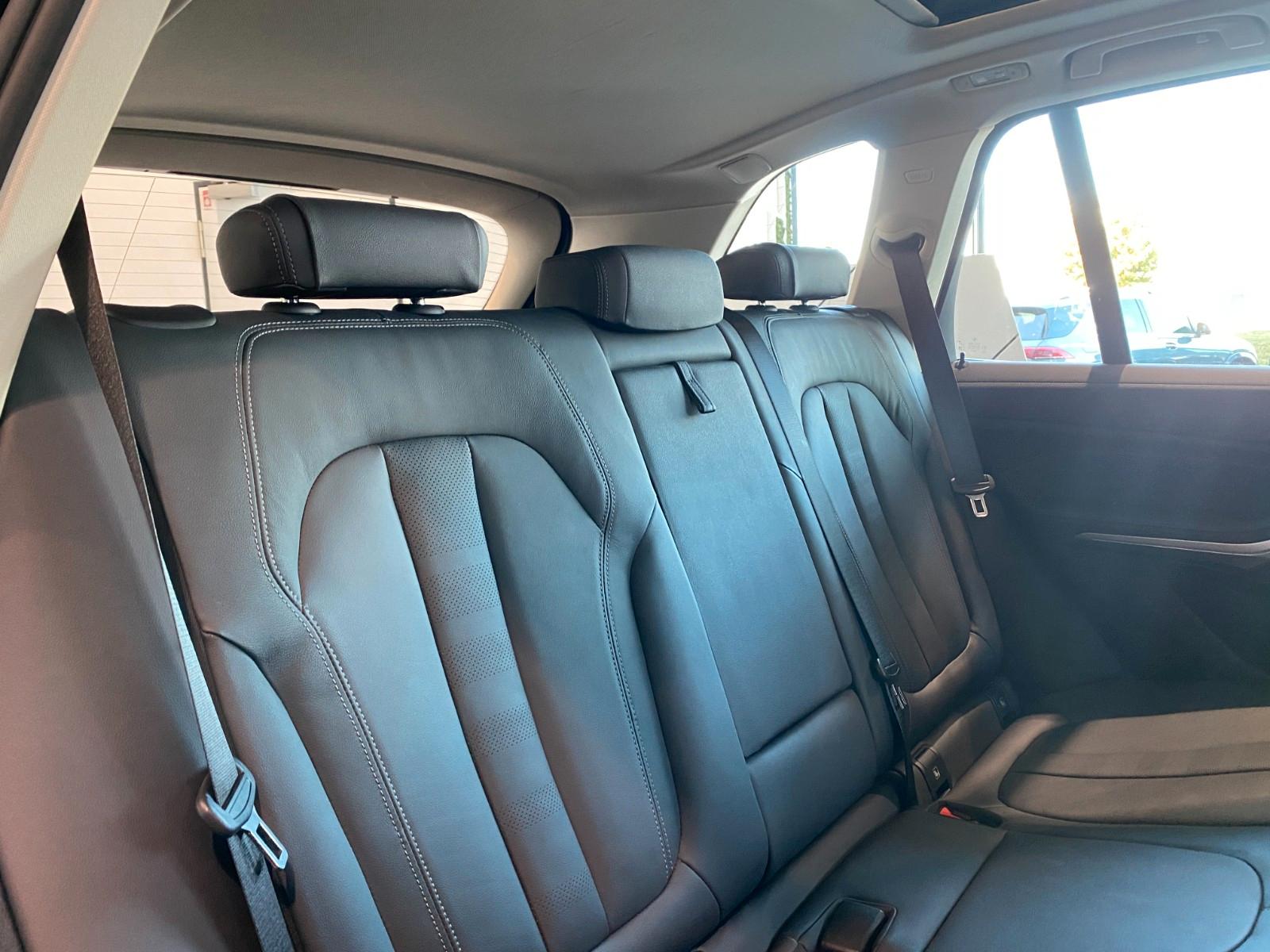 BMW X5 xDrive xLine CockpitProf Sthz Pano Leder