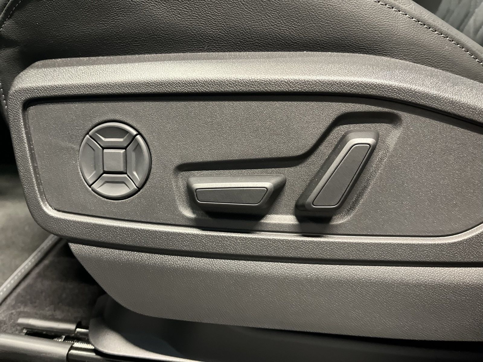 Audi SQ5 - Bild 15