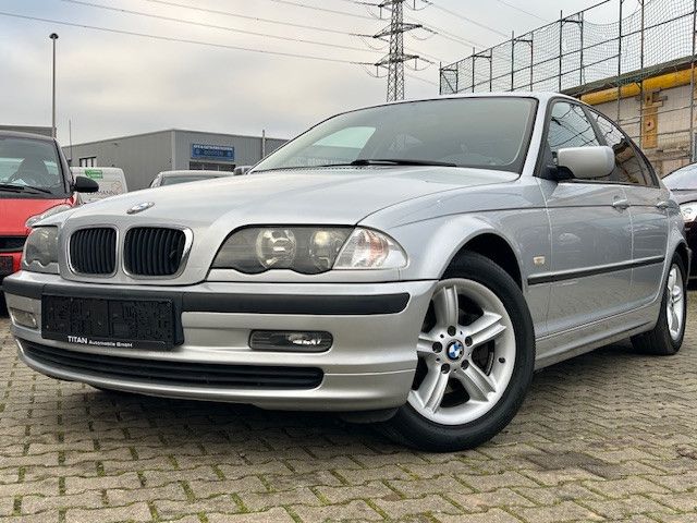 BMW 318 i/Automatik/Scheckheft/Sonnendach/Allwetterr