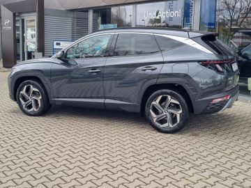 Fahrzeugabbildung Hyundai TUCSON HEV 1.6 T-GDi 2WD ASSI NAVI elek. Heckklp