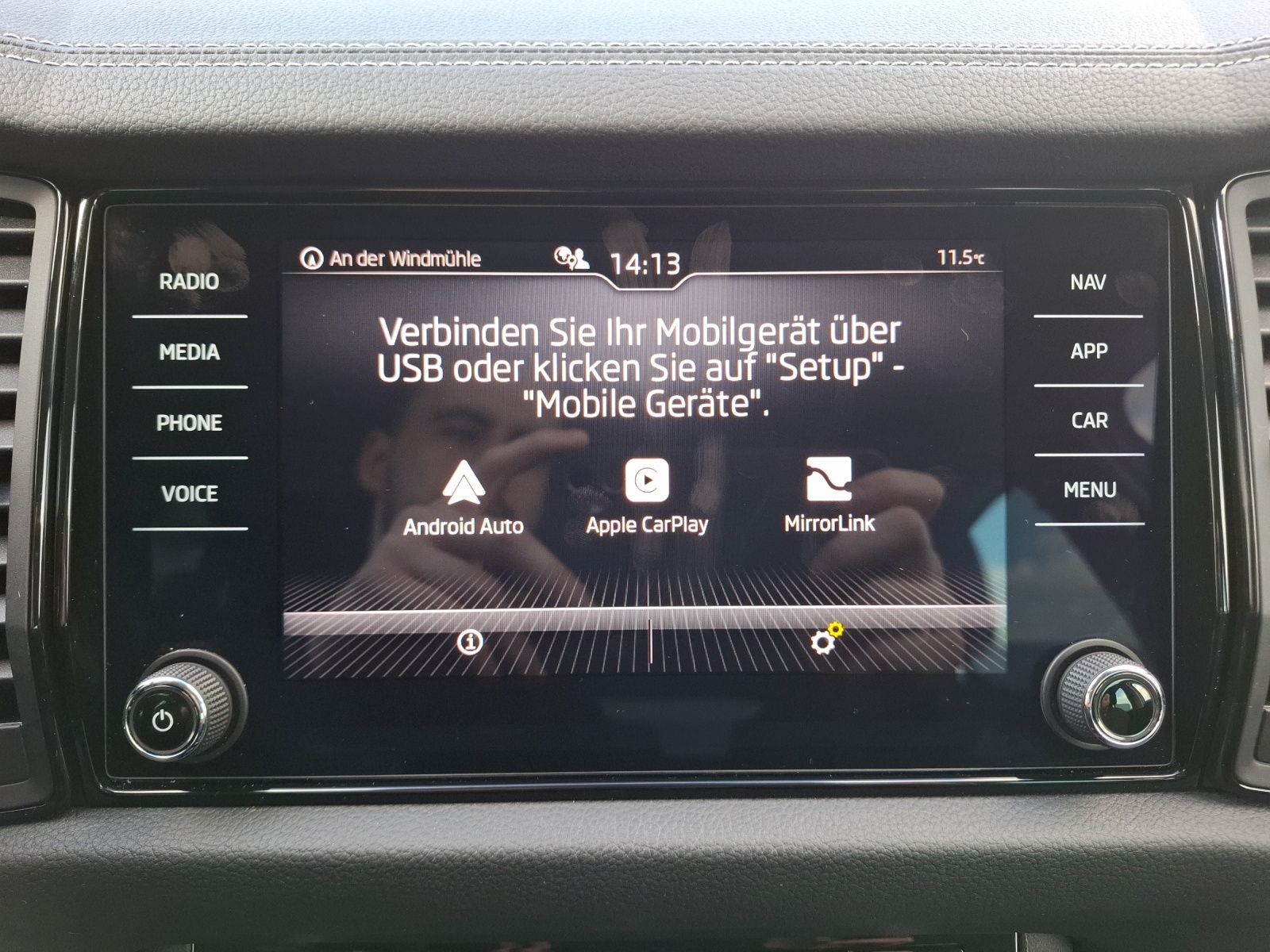 Fahrzeugabbildung SKODA Kodiaq TSI Clever Matrix AHK Navi ACC RFK SH 19"