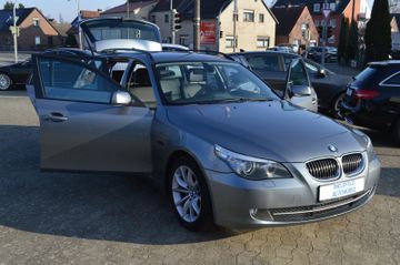 BMW 523i A touring  Steptronic