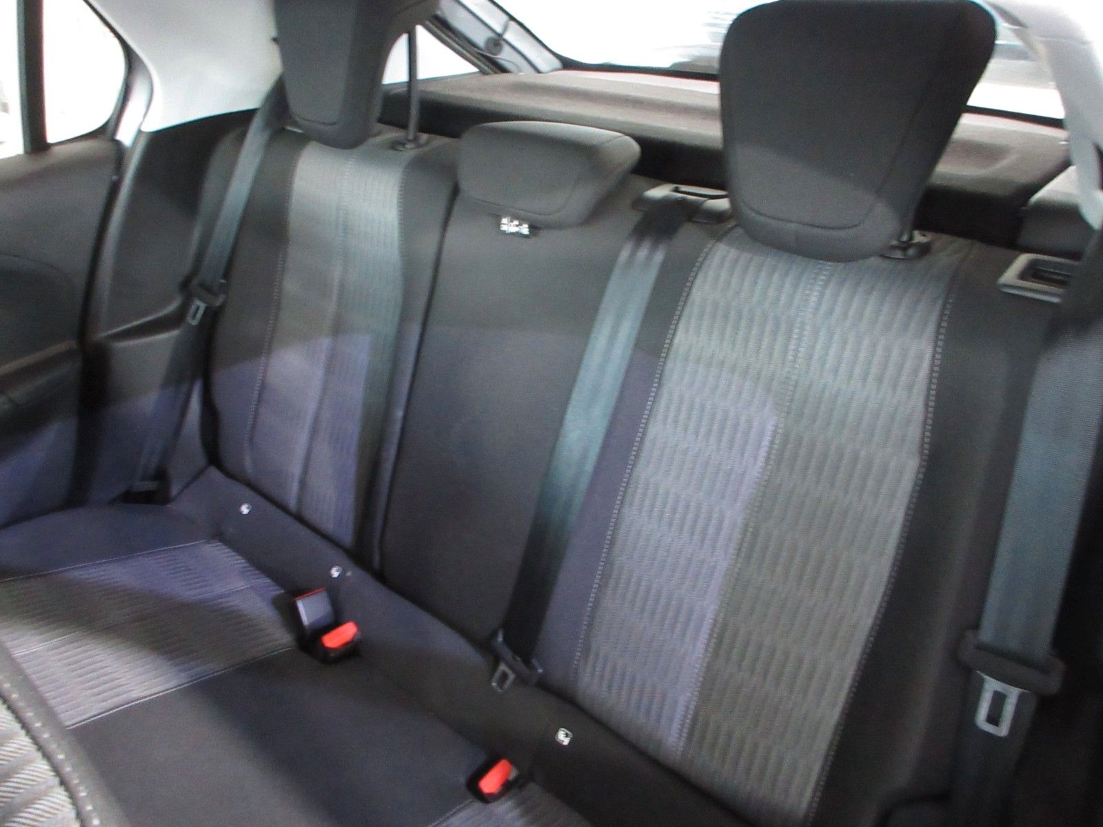 Fahrzeugabbildung Opel Corsa F Edition 1.2 LED/NAVI/PDC/ALU/TEMPOMAT