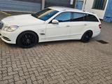 Mercedes-Benz E-Klasse E220 CDI Avantgarde W212 - Export  - Mercedes-Benz 220: Klasse W220