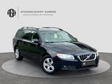 Volvo V70 Kombi 2.5T*Momentum*Autom.*AHK*SHD*Voll SHef - Volvo V70 in Hamburg