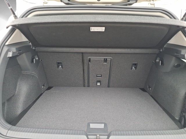 Fahrzeugabbildung Volkswagen Golf VIII Lim. Move