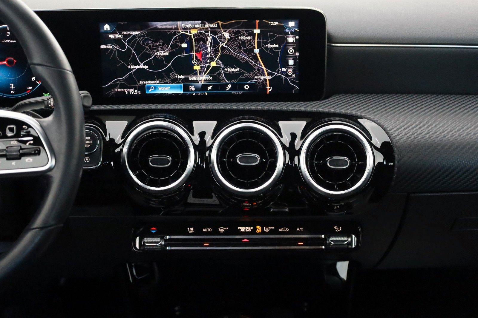 Fahrzeugabbildung Mercedes-Benz CLA 200 d SB, Navi,LED,DAB,Park Paket,Kamera,SH