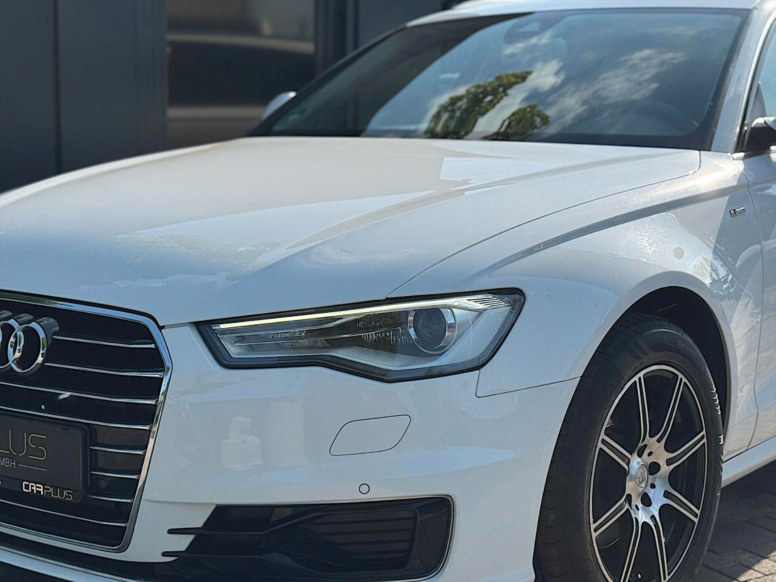 Fahrzeugabbildung Audi A6 Avant 2.0 TDI ultra Sport *LED*Navi*BOSE*