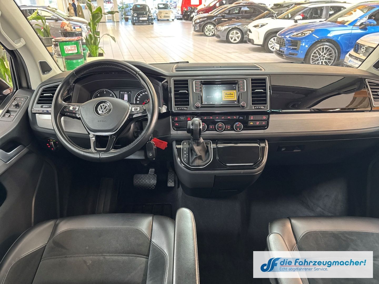 Fahrzeugabbildung Volkswagen T6 Multivan 4Motion Edition StandHZG Navi Leder