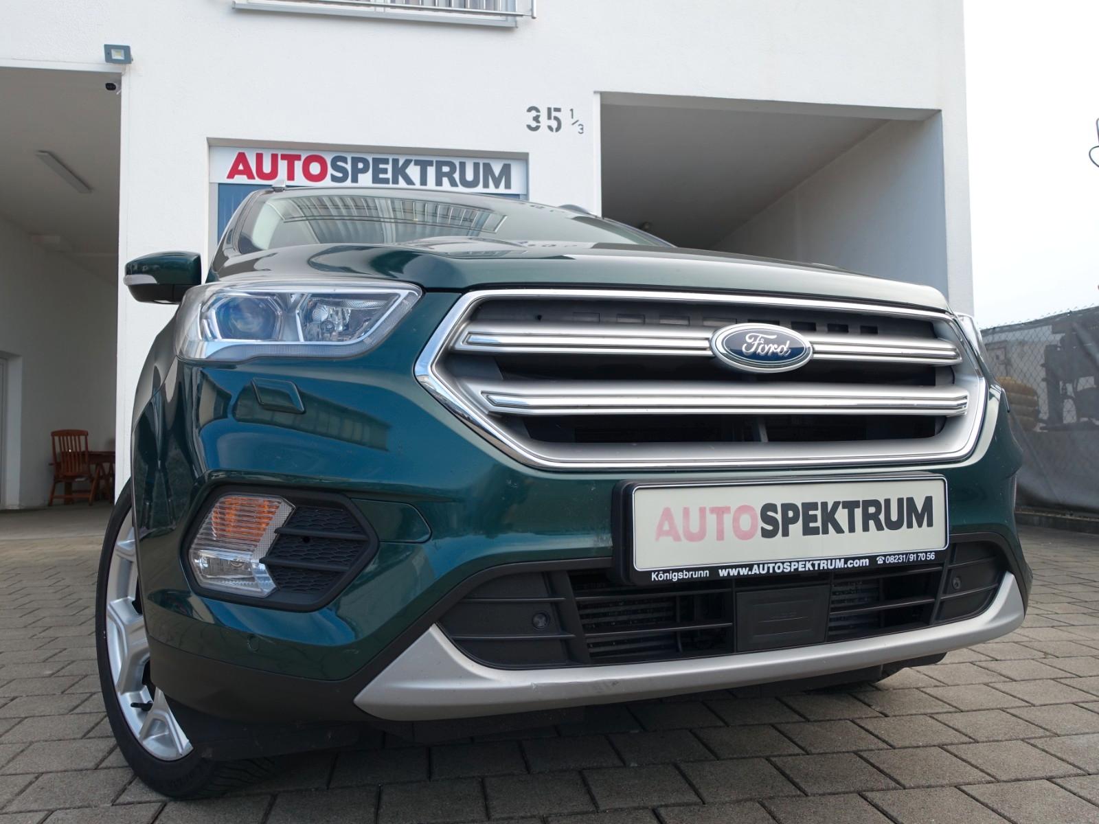 Ford Kuga Titanium 4x4 PANORAMA/ACC/NAVI/KAMERA/AHK