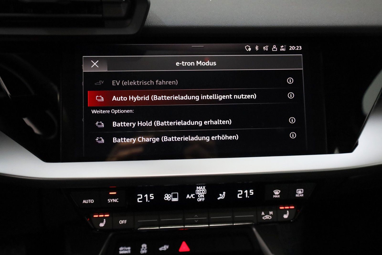 Fahrzeugabbildung Audi A3 40 TFSIe Sportback ACC,LED,CarPlay,SH,PDC