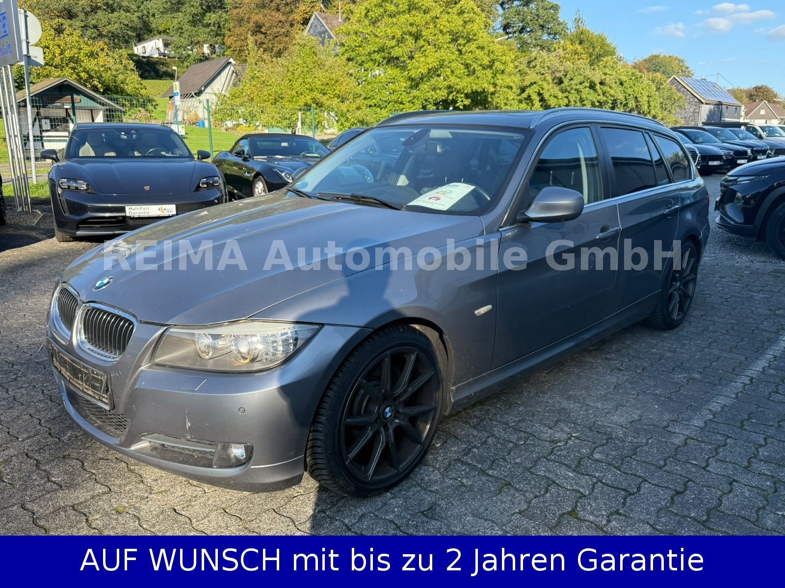 Fahrzeugabbildung BMW 325d Touring, Pano