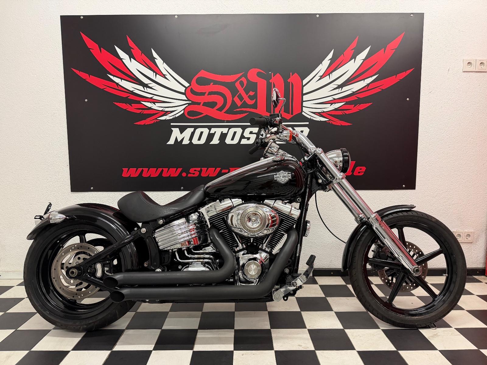 Harley-Davidson FXCWC Softail Rocker C *Custom Style*