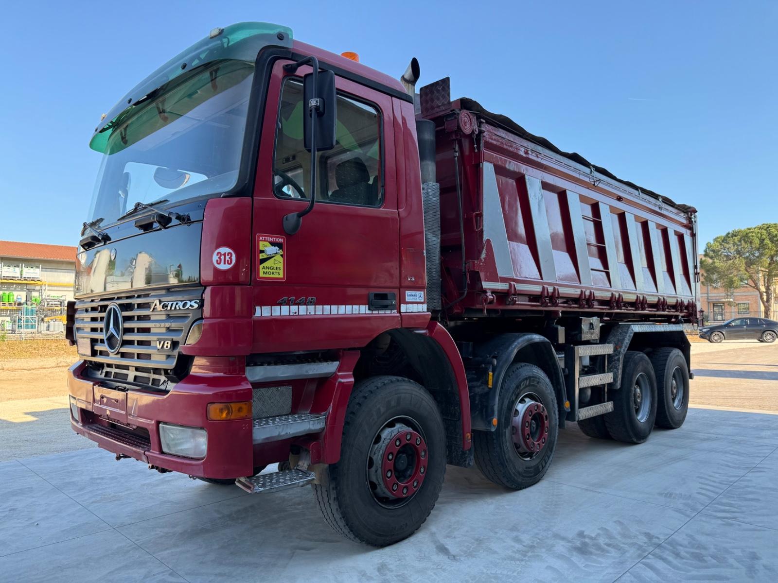 Mercedes-Benz Actros 4148K V8 Kipper 20cbm 8x4 40Ton Euro3