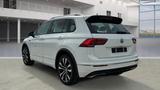 Volkswagen Highline 4Motion RLINE LED ALCANTARA MASSAGE AHK - VW Tiguan Gebrauchtwagen in Krefeld