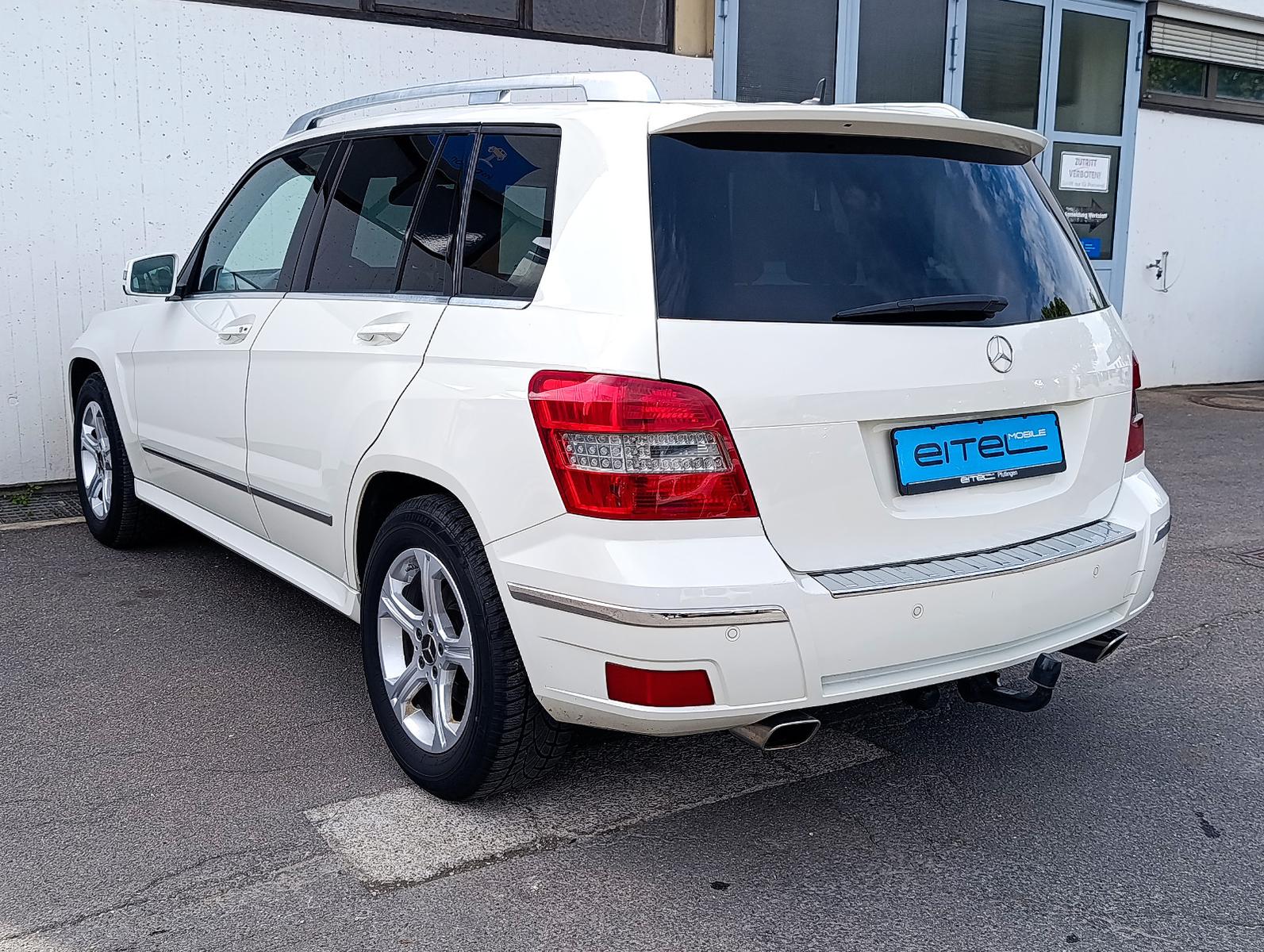 Mercedes-Benz GLK350 2011 — engine 2.987 cm³, 231 HP (170kW)