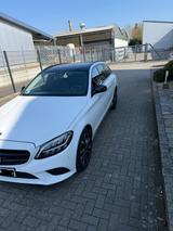 Mercedes-Benz C 220 d 4MATIC T Autom. - - Mercedes-Benz C 220 von privat