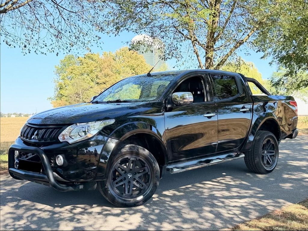 Image of Mitsubishi L200