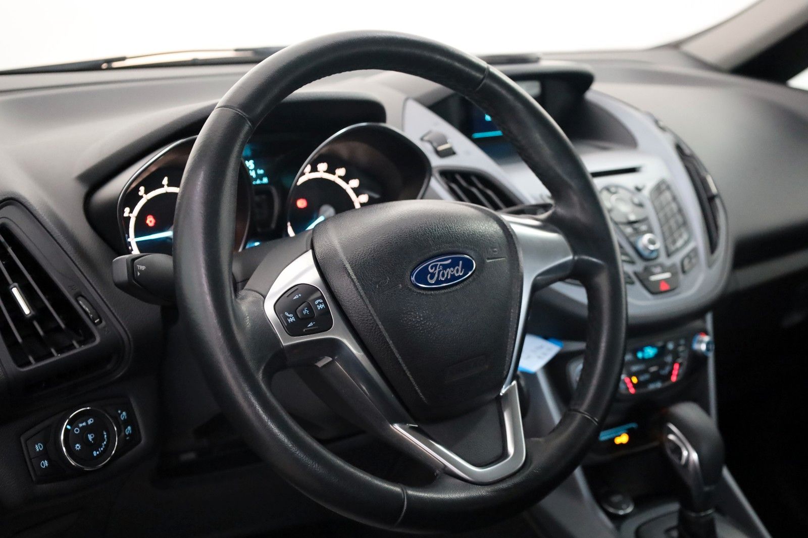 Fahrzeugabbildung Ford B-MAX Trend Cool & Sound-Paket 2 ,8-fach bereift