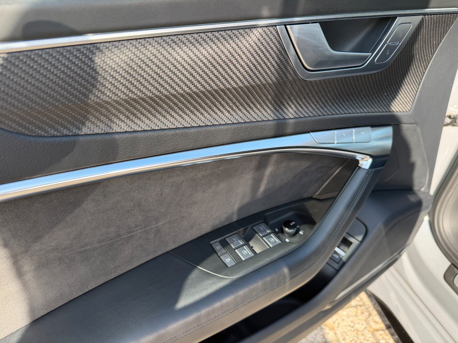 Fahrzeugabbildung Audi RS6 Avant 4.0 TFSI quattro 1-HD. RS DYNAM. NARDO