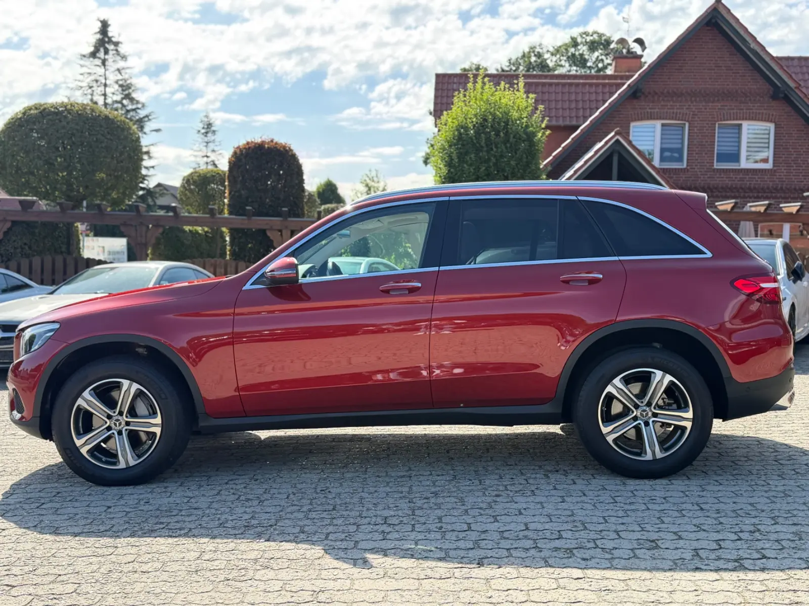 Mercedes-Benz GLC 300 4MATIC Auto.Pano/Led/Navi/Leder/Acc/360*