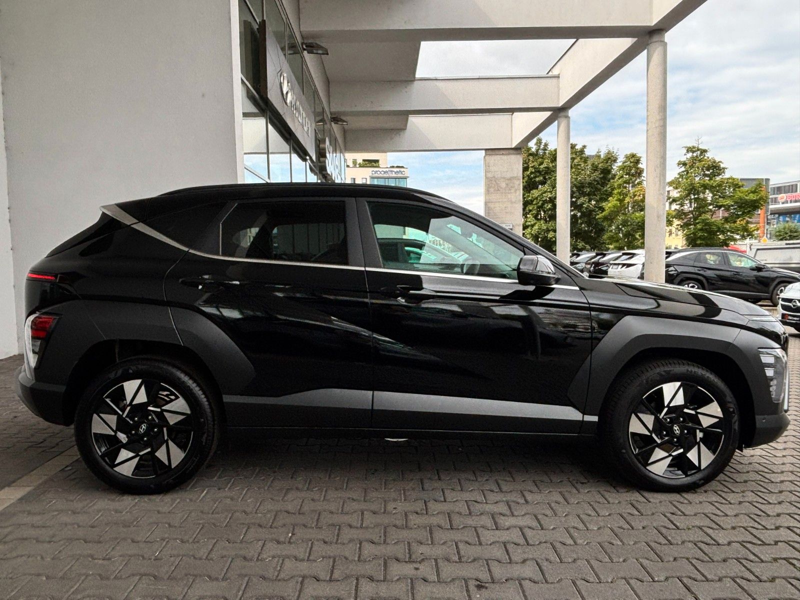 Fahrzeugabbildung Hyundai Kona Prime 1.6l Navi/SHZ/360°!