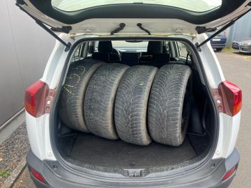 Toyota RAV 4 - 4